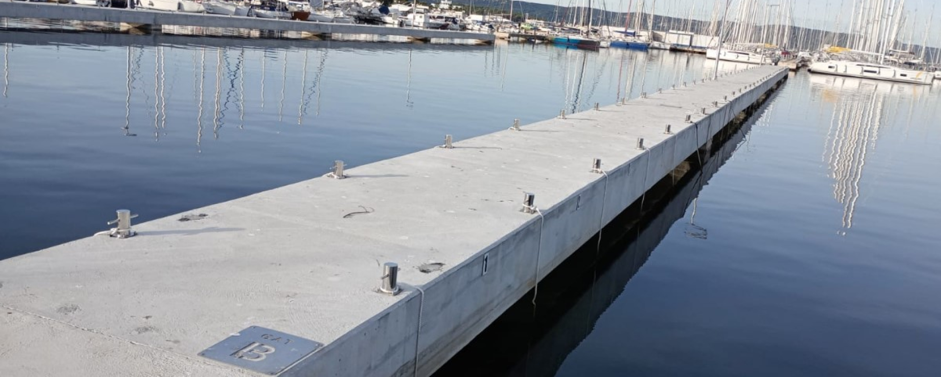 Sanacija gatova i rekonstrukcija obalnog pojasa u luci Biograd-lučki bazen Jaz